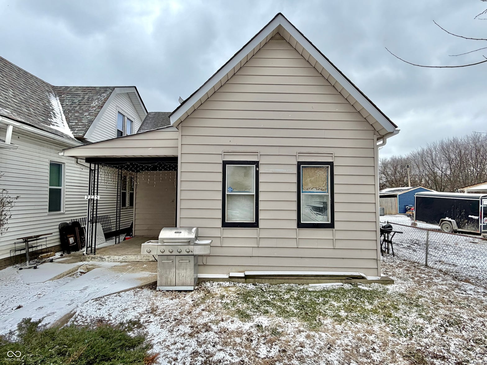 Photo of 2225 Howard Street, Indianapolis, IN