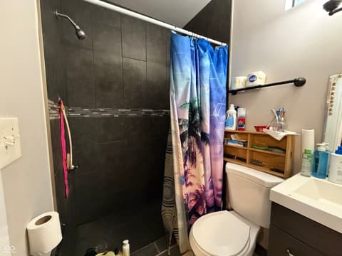 Photo of 2225 Howard Street, Indianapolis, IN