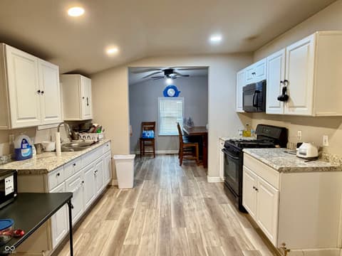 Photo of 2225 Howard Street, Indianapolis, IN