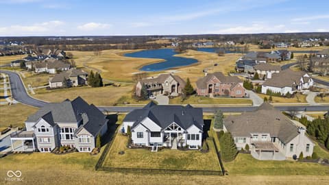 Photo of 10405 Golden Bear Way, Noblesville, IN