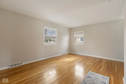 Photo of 711 Navajo Drive, New Albany, IN