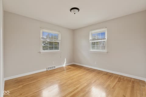 Photo of 711 Navajo Drive, New Albany, IN
