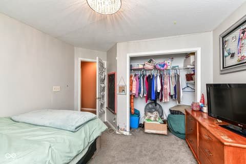 Photo of 915 Congressional Way, Shelbyville, IN