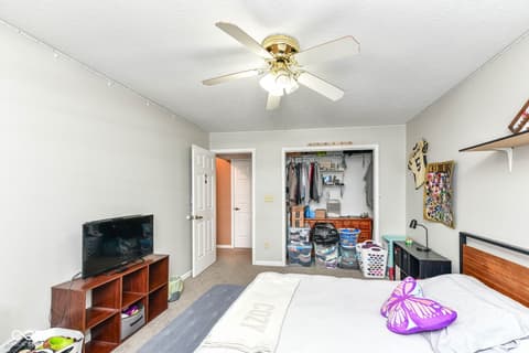 Photo of 915 Congressional Way, Shelbyville, IN
