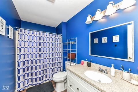 Photo of 915 Congressional Way, Shelbyville, IN