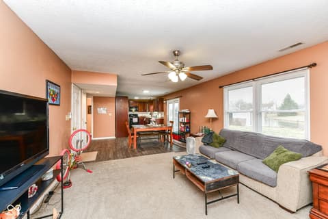 Photo of 915 Congressional Way, Shelbyville, IN