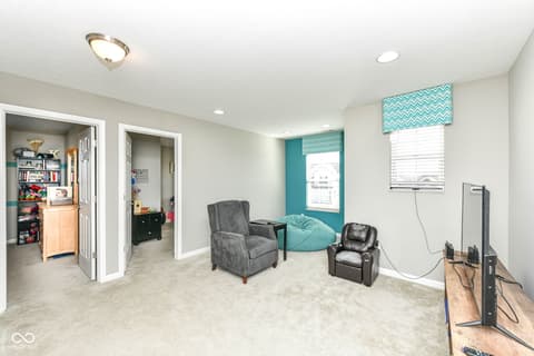 Loft — 2260 Sante Fe Drive, Greenfield, IN