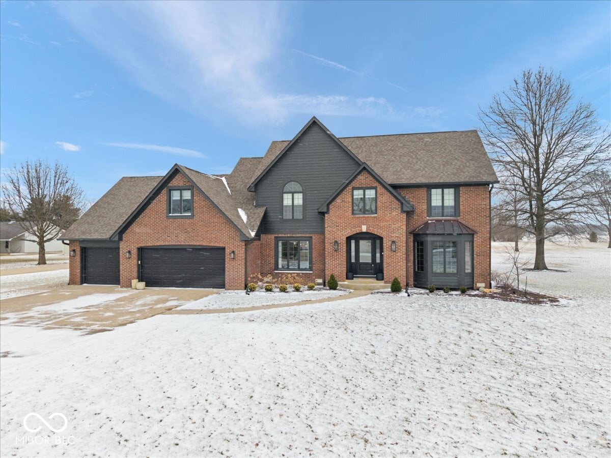 Front exterior at 1521 N 400 W, Greenfield, IN