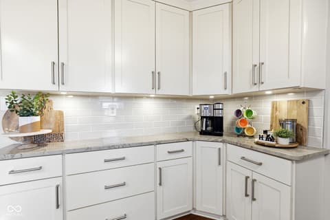 Kitchen at 25 Forest Ridge Court, Fishers, IN