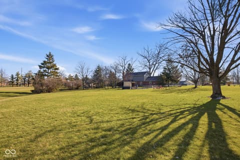 Yard at 25 Forest Ridge Court, Fishers, IN