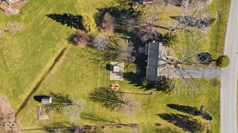 Aerial view at 25 Forest Ridge Court, Fishers, IN