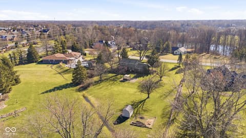 Aerial view at 25 Forest Ridge Court, Fishers, IN