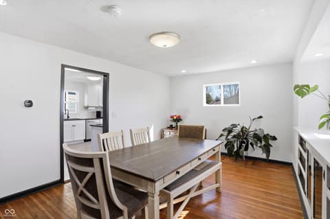 Dining room at 3915 N Capitol Avenue, Indianapolis, IN
