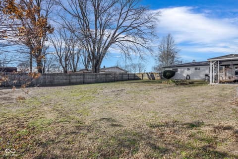 Photo of 7114 S Midland Avenue, Columbus, IN