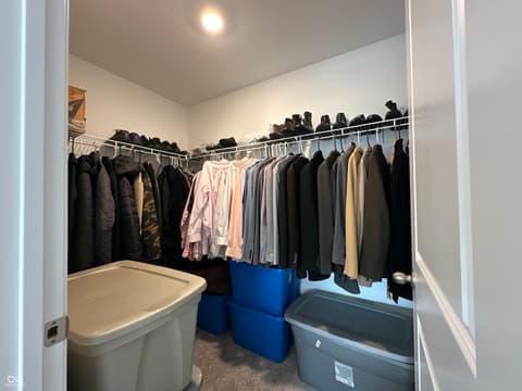 Walk In Closets — 2698 Nampa Drive, Whitestown, IN