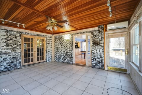 Photo of 710 Forest Boulevard, Indianapolis, IN