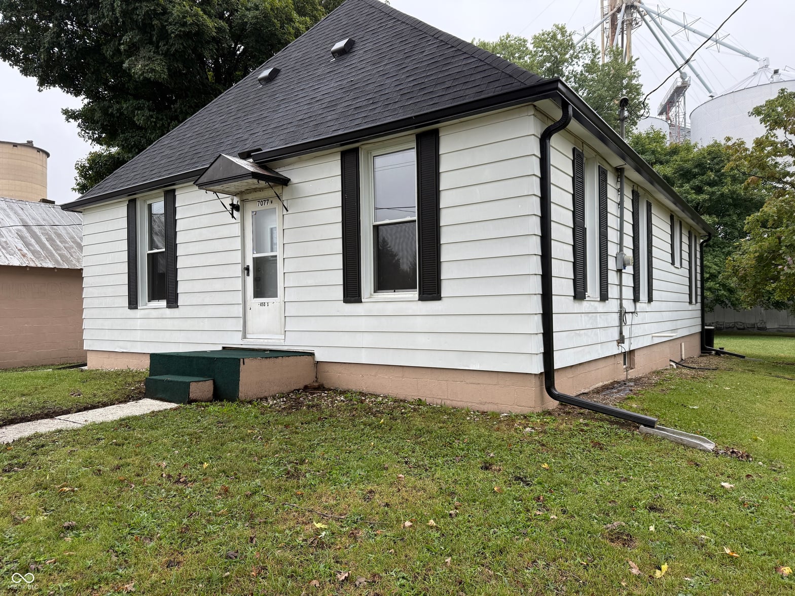 Photo of 7077 W 450 S, Williamsport, IN