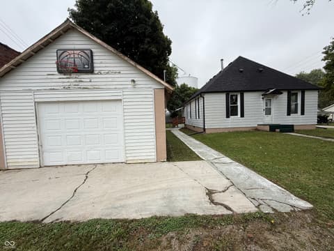 Photo of 7077 W 450 S, Williamsport, IN