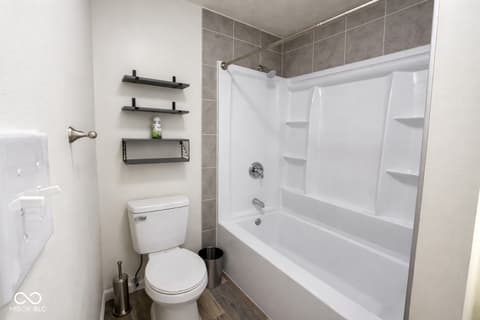 Primary bathroom at 2872 Two Worlds Drive, Columbus, IN