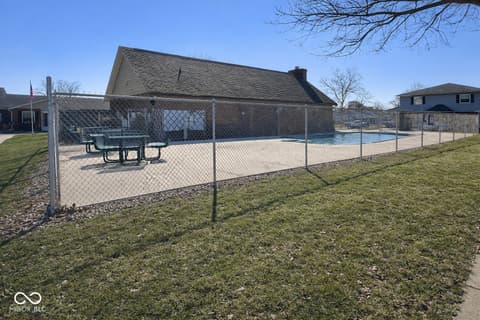 Pool at 2872 Two Worlds Drive, Columbus, IN