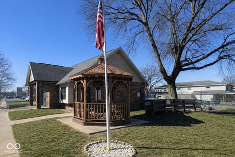 Community — 2872 Two Worlds Drive, Columbus, IN