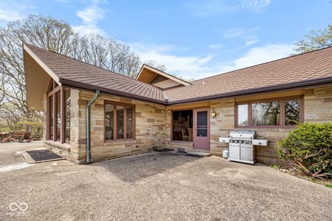 Photo of 111 N 500 W, West Lafayette, IN