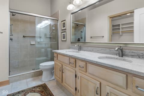 Photo of 7257 River Glen Drive, Fishers, IN