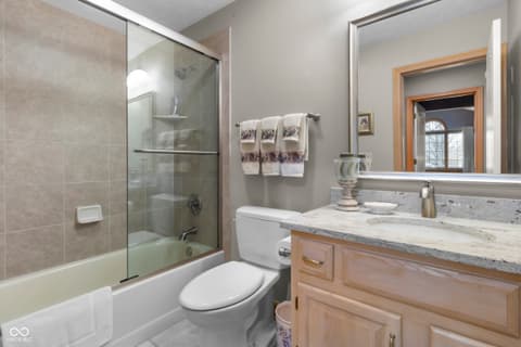 Photo of 7257 River Glen Drive, Fishers, IN
