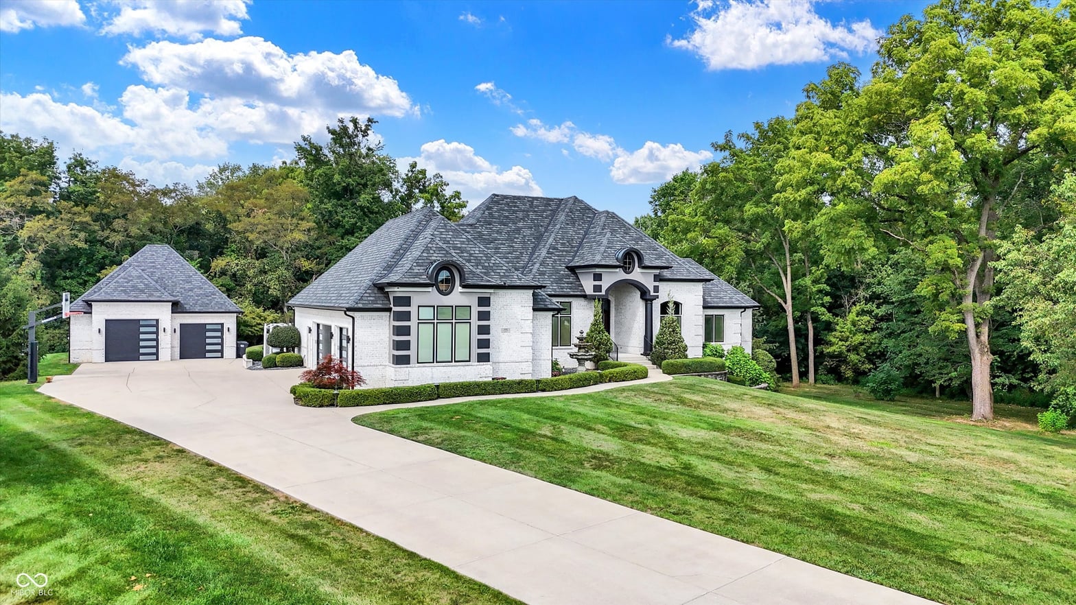 Photo of 5898 Claybrook Drive, Bargersville, IN