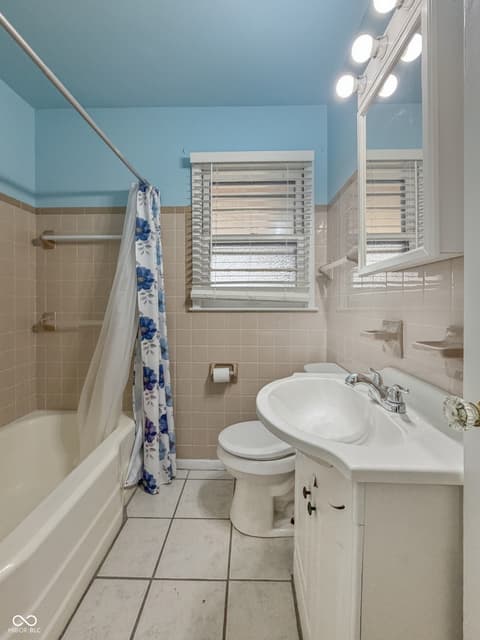 Photo of 618 S Butler Avenue, Indianapolis, IN