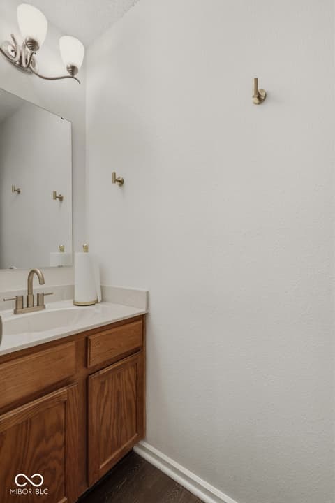 Photo of 3258 Hemlock Street, Whiteland, IN