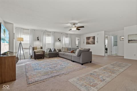 Photo of 3258 Hemlock Street, Whiteland, IN