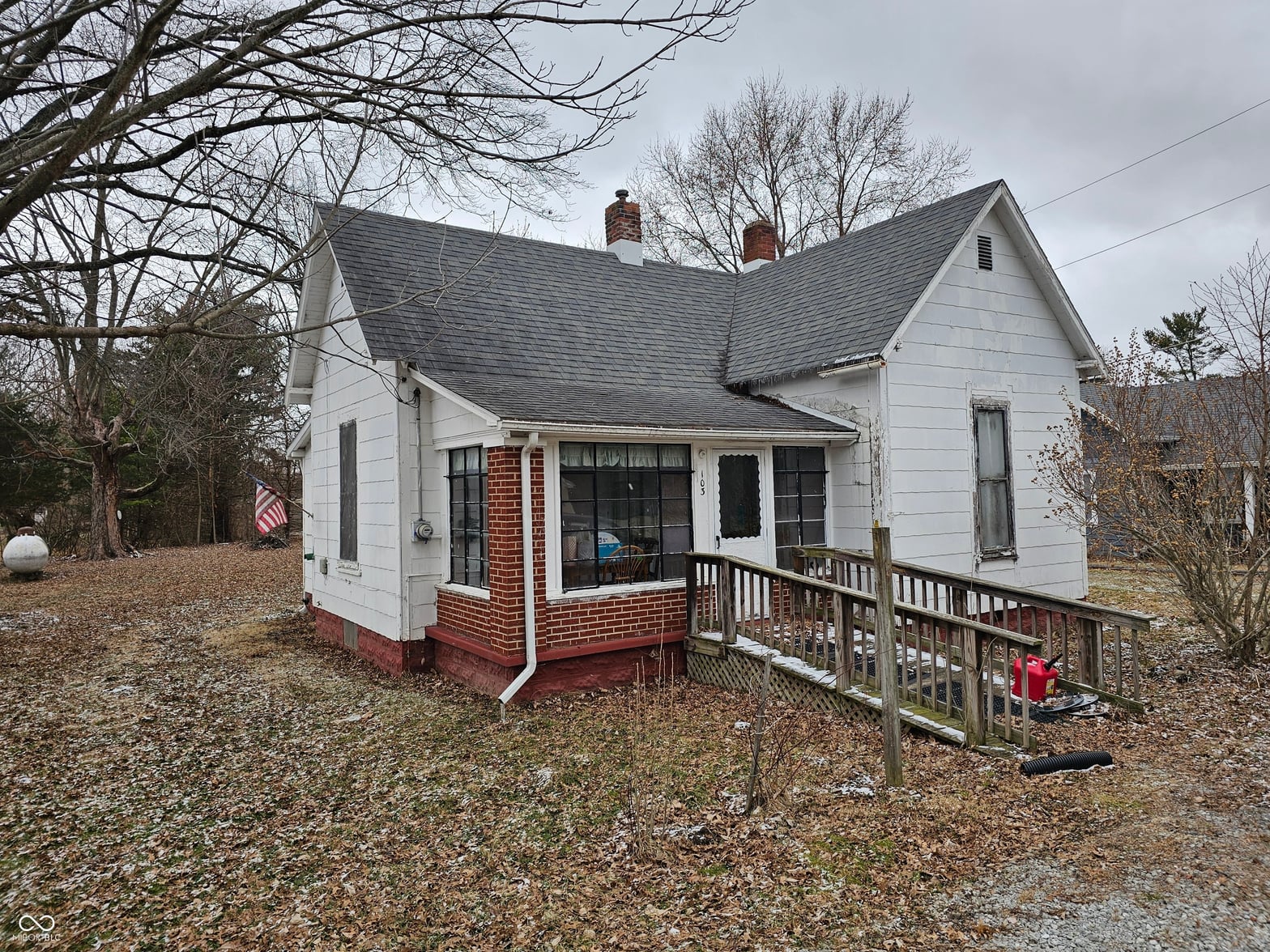 Photo of 103 N Franklin Street, Fairland, IN