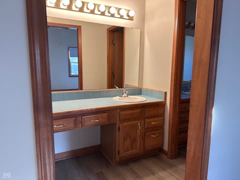 Photo of 7861 Ellipse Parkway, Fishers, IN