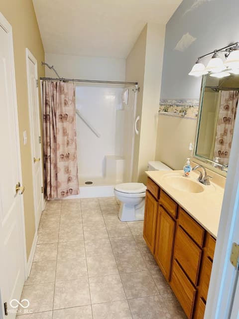 Bathroom at 10787 Whippoorwill Lane, Indianapolis, IN