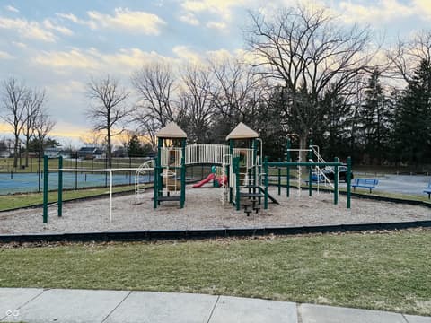 Photo of 228 Aspen Way, Noblesville, IN