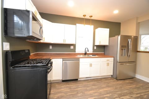 Photo of 465 N West Street, Tipton, IN