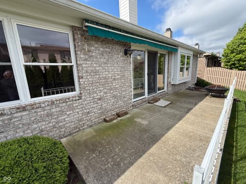Photo of 1634 Foxmere Way, Greenwood, IN