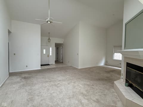 Photo of 1634 Foxmere Way, Greenwood, IN