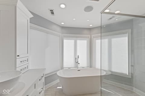 Photo of 5715 Winterwind Lane, Indianapolis, IN