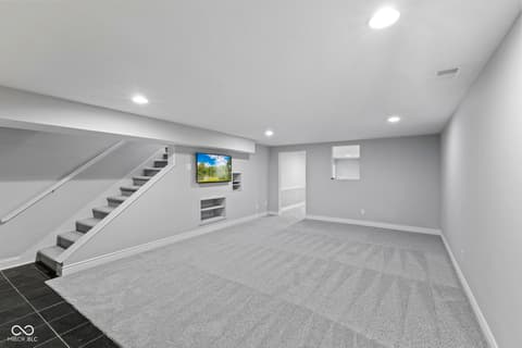 Photo of 5715 Winterwind Lane, Indianapolis, IN