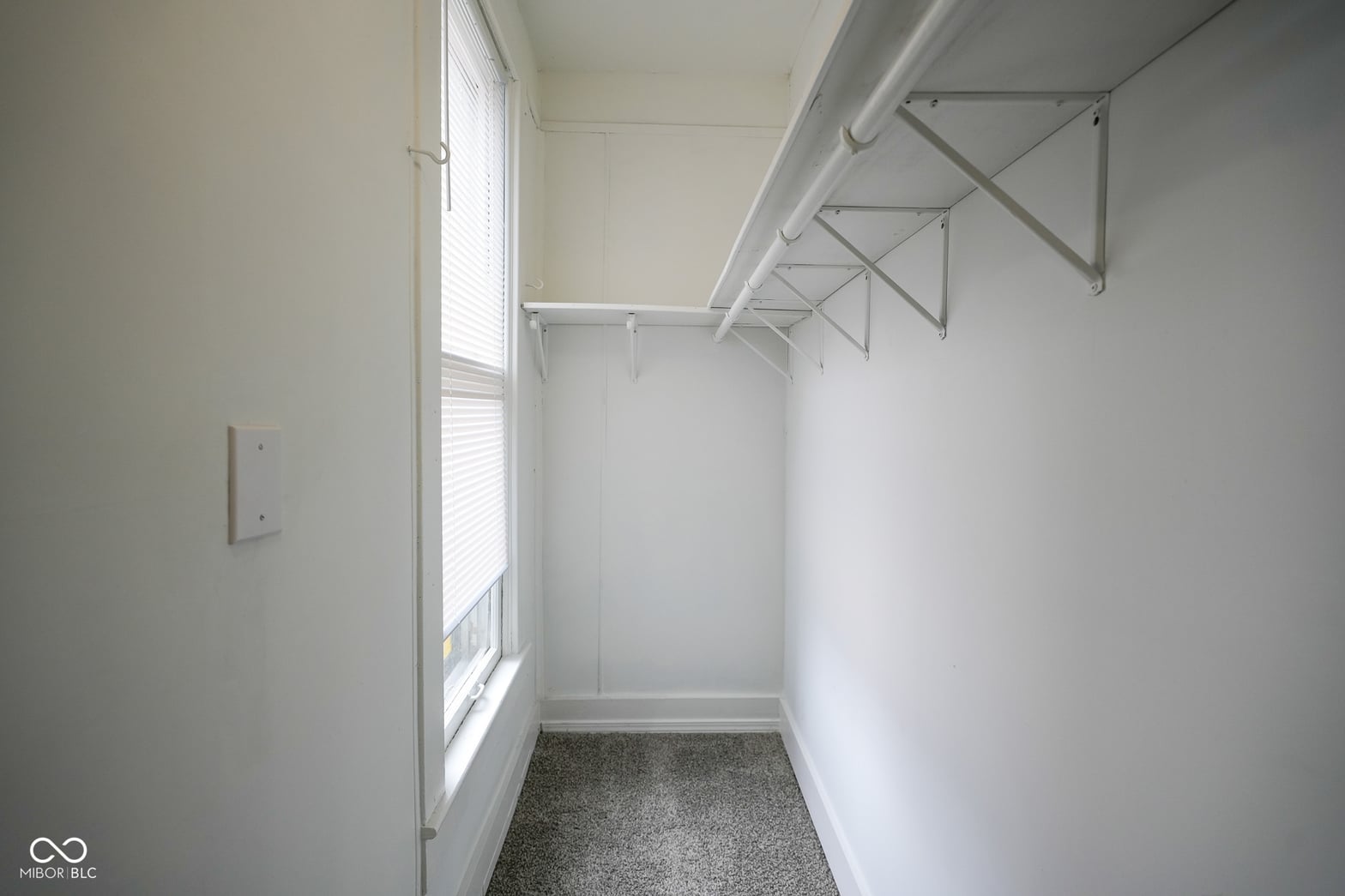 Walk In Closets