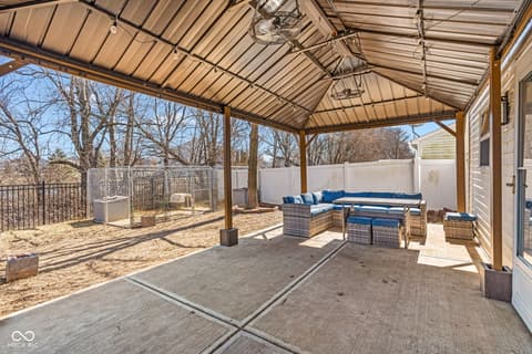 Backyard at 11417 N Meadowbend Drive, Monrovia, IN