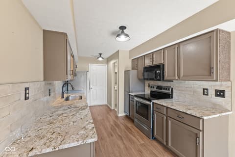 Kitchen at 9271 Golden Leaf Way, Indianapolis, IN