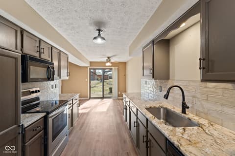 Kitchen at 9271 Golden Leaf Way, Indianapolis, IN