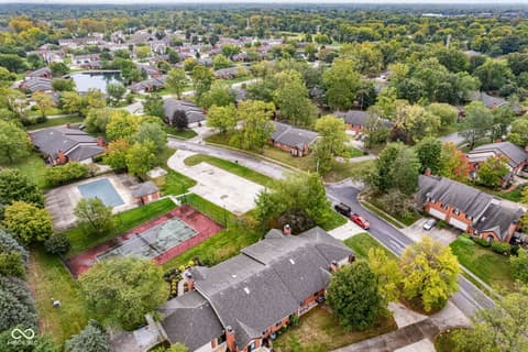 Photo of 9271 Golden Leaf Way, Indianapolis, IN