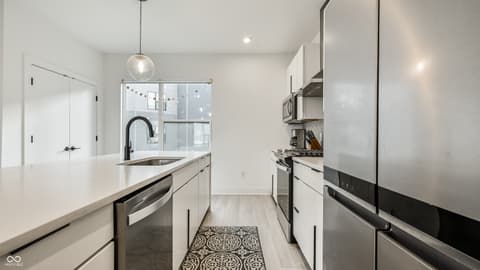 Photo of 423 Leota Street, Indianapolis, IN