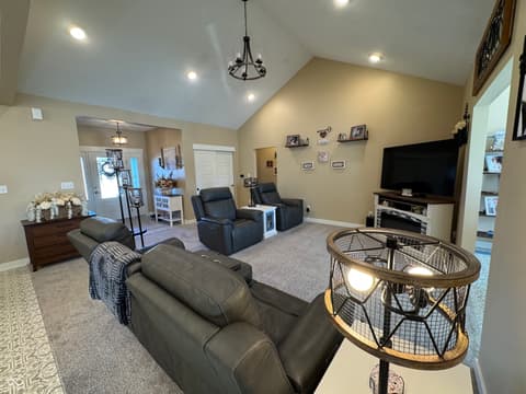 Living room at 1485 N Monroe Way, Rushville, IN