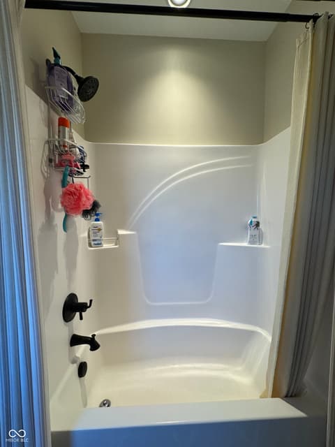 Bathroom at 1485 N Monroe Way, Rushville, IN
