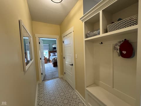 Laundry room at 1485 N Monroe Way, Rushville, IN